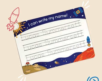 Tableau d'exercices d'écriture manuscrite personnalisé : effaçable à sec sur le thème de l'espace