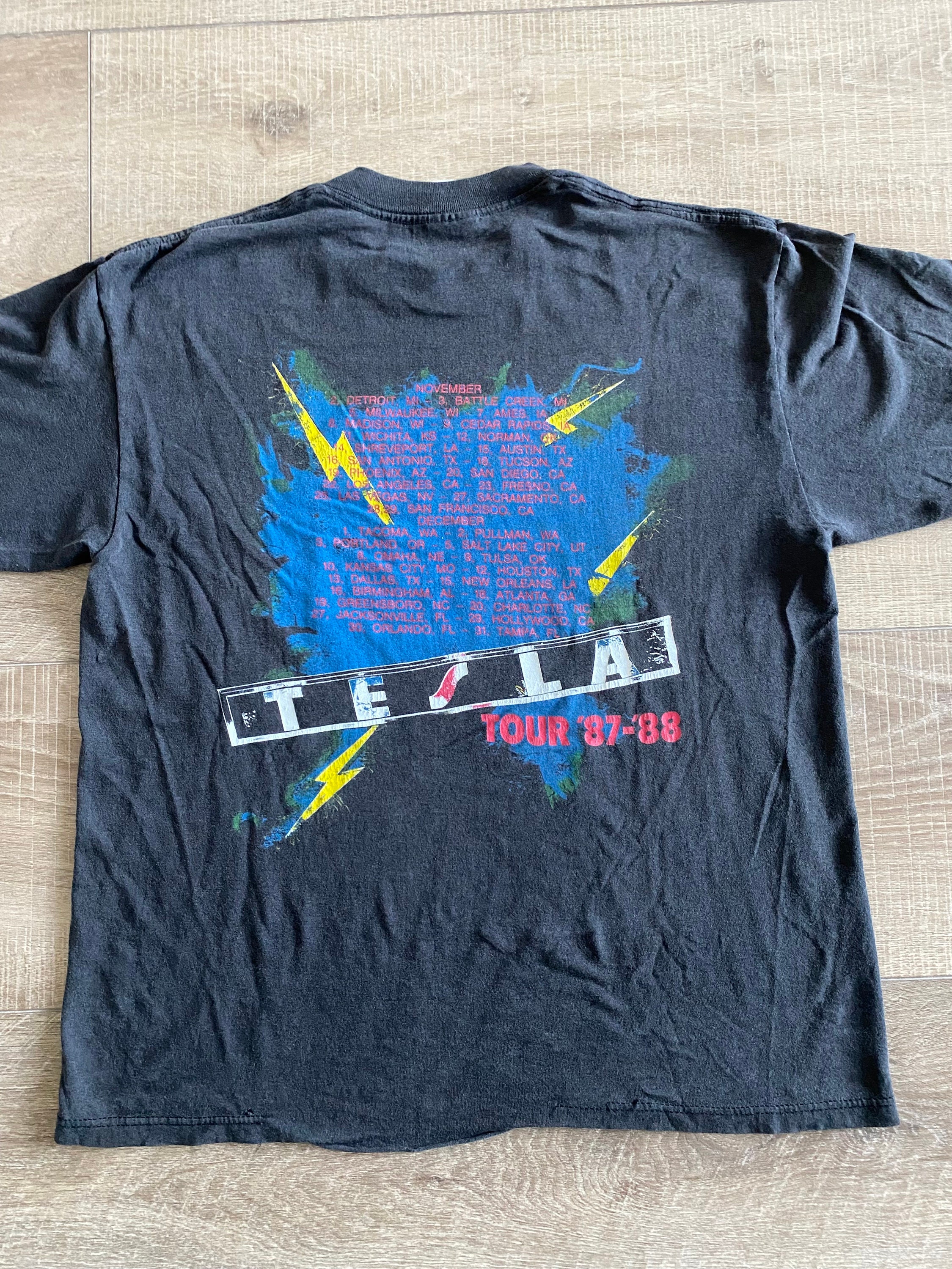 【80's Vintage】TESLA Tour 1987 USA製 Tシャツ 80's Vintage】TESLA Tour 1987 USA製 Tシャツ