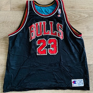 Vintage and reversible Michael Jordan and Grant Hill jersey - Chicago Bulls - Detroit Pistons - Champion - Size 48 - 90’s - rare - NBA