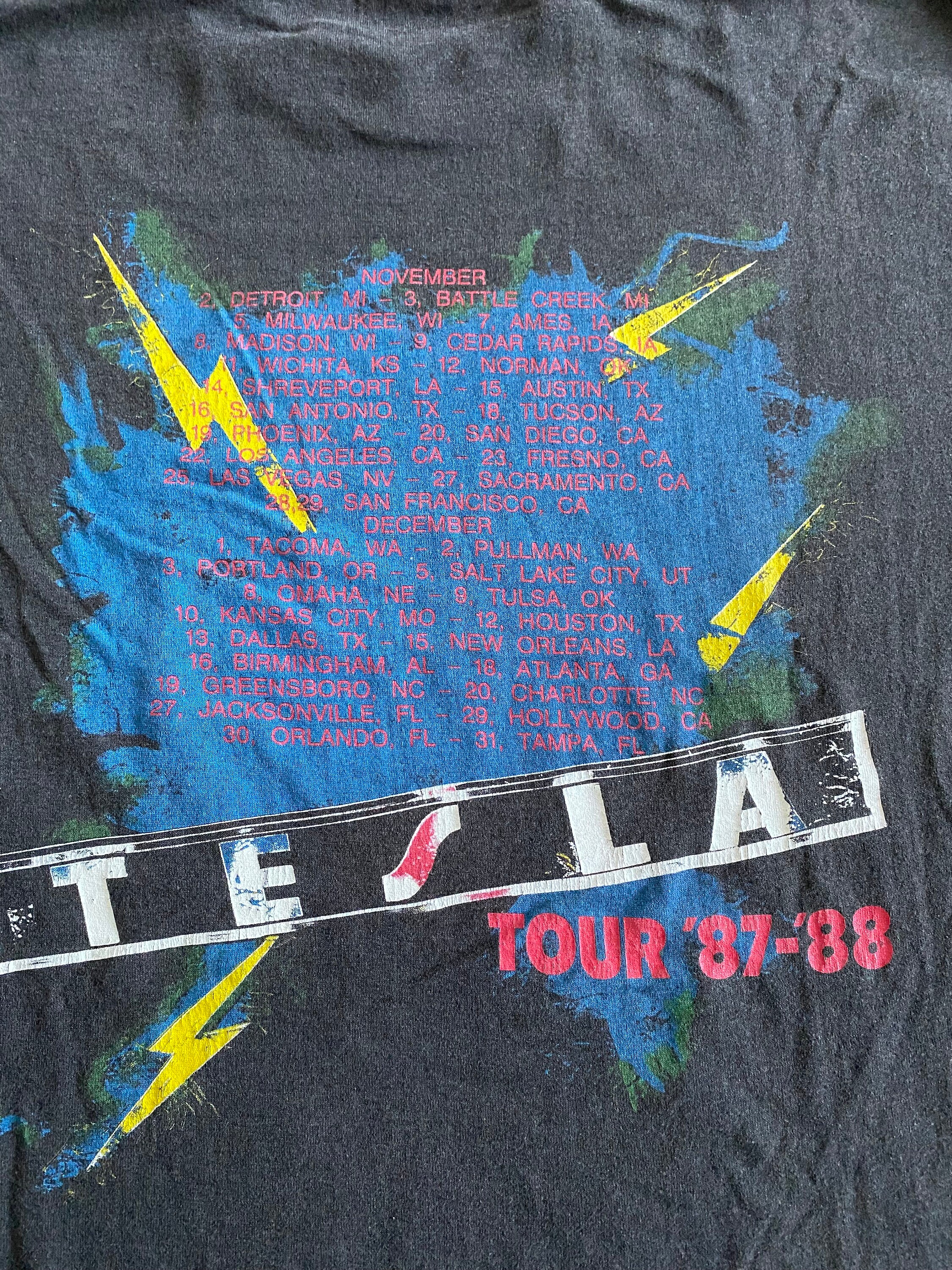 Vintage Tesla Band Shirt - Tour '87-'88 - LARGE - Spring