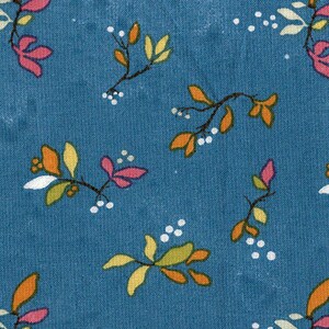 *Sold by the Yard* Clothworks Ramble /& Roost Organic Cotton Fabric