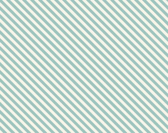 Narrow Diagonal Aqua Stripe Fabric, Maywood Studio Lanai D10228Q, Bias Stripe, Off-White & Aqua Stripe Quilt Fabric by the Yard, 100% Cotton