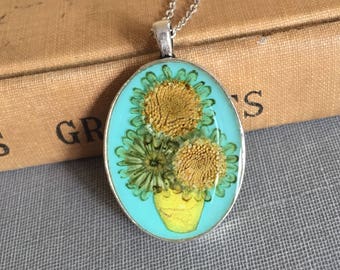Van Gogh Sonnenblumen Anhänger: Gepresste Blumen-Resin-Anhänger im Vintage Boho-Stil
