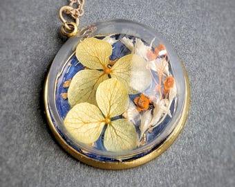 Collar de terrario botánico, joyería inspirada en Van Gogh, colgante de hortensia seca y flor de gitano