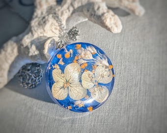 Collar botánico Redin, joyería inspirada en Van Gogh, colgante de hortensia seca y flor de gitano