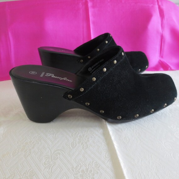 Black Suede 90's does 70's Studded Wooden/Wood lik