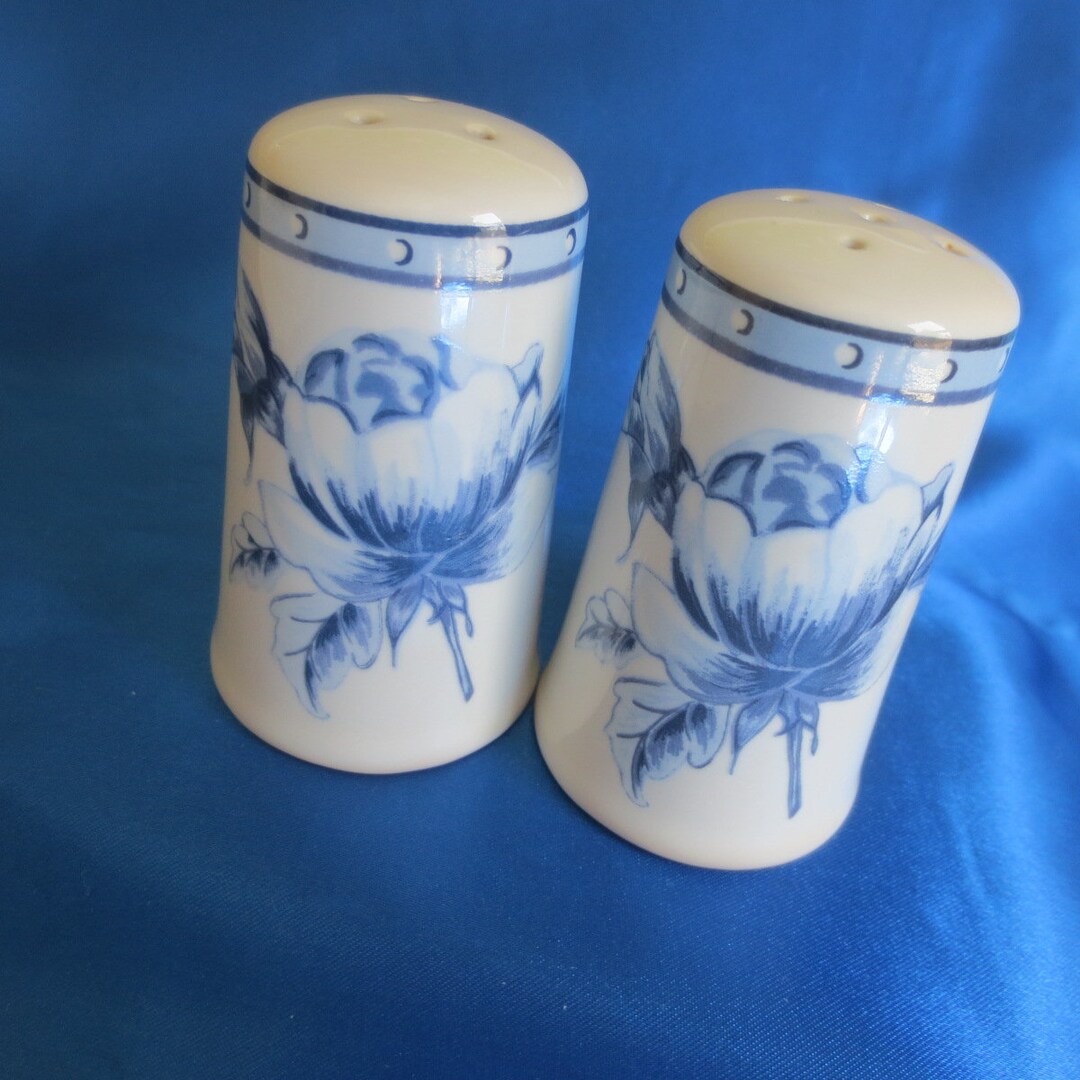 Vintage White Ceramic Salt and Pepper Shakers With Blue Roses Pattern