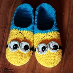 Crochet Pattern Slippers Adult sizes PDF FILE with Instant Download image 4