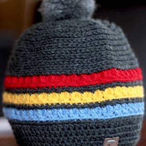 Crochet pattern: „Never forget” beanie. Crochet hat pattern - PDF file in English
