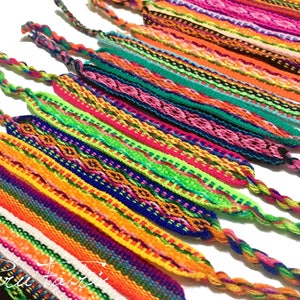 Pulsera de la amistad inca peruana - Accesorio unisex colorido hecho a mano - Ideas de regalos de amistad para San Valentín - Regalo único para amigos