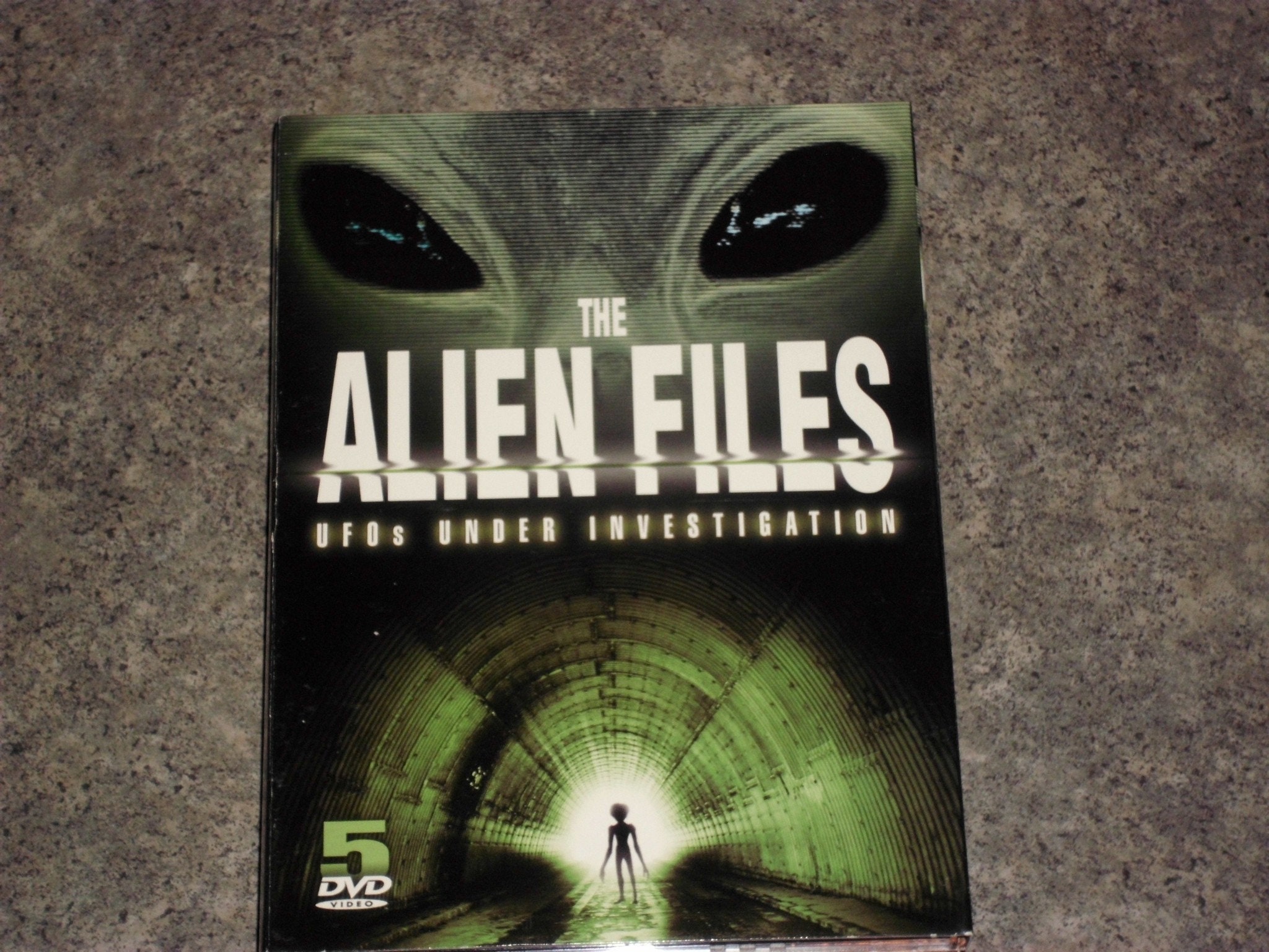 Vintage 90s DVD - Alien Files - UFO Videos - 5 Disc Box Set