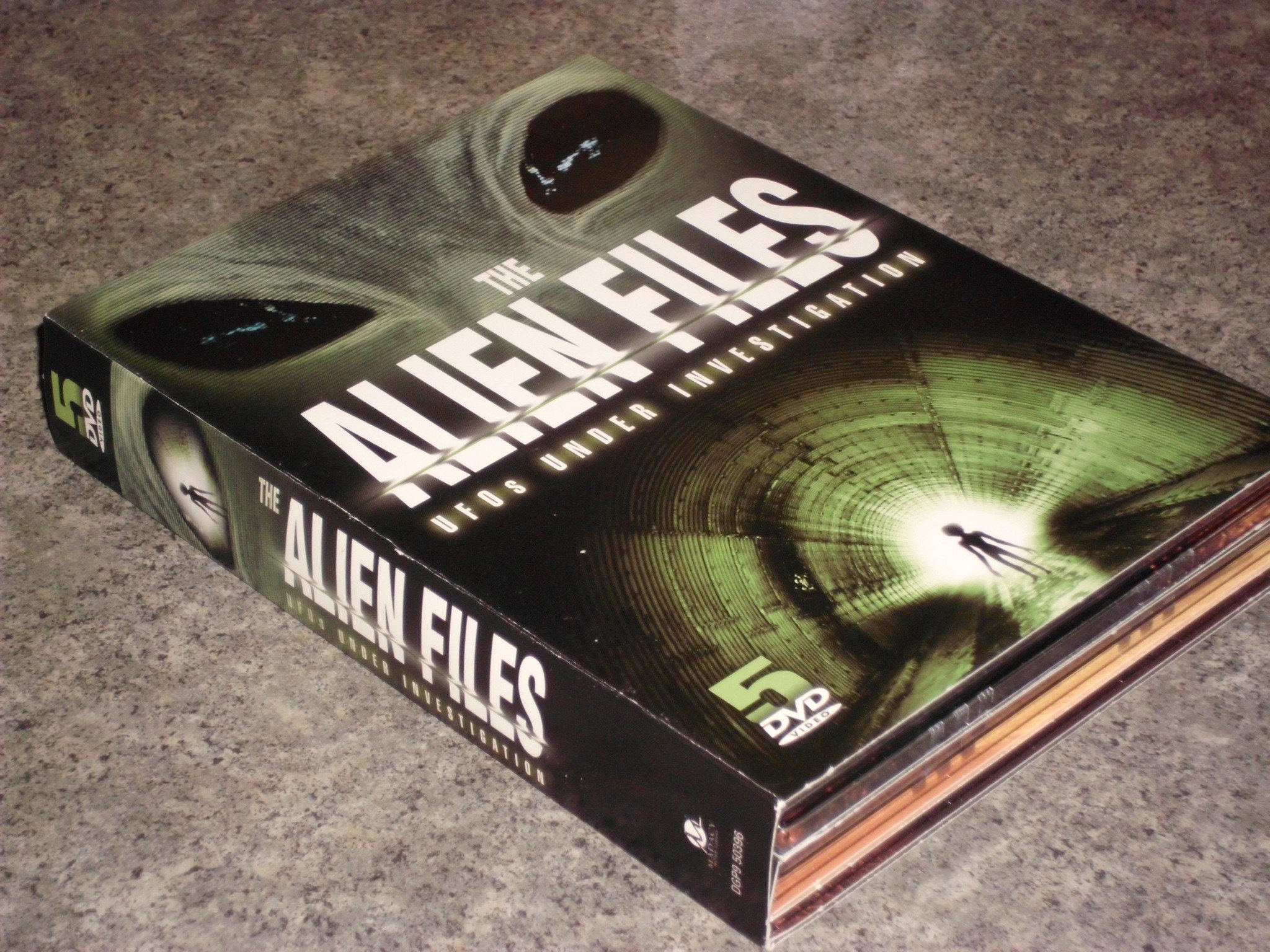 Vintage 90s DVD - Alien Files - UFO Videos - 5 Disc Box Set