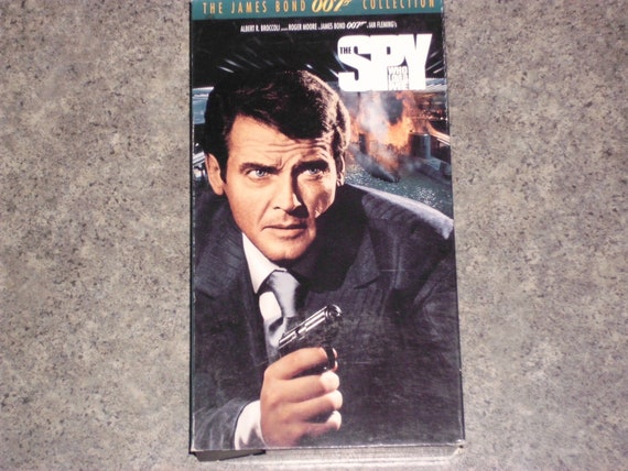 Vintage VHS Movie - James Bond 007 - The Spy Who Loved Me  
