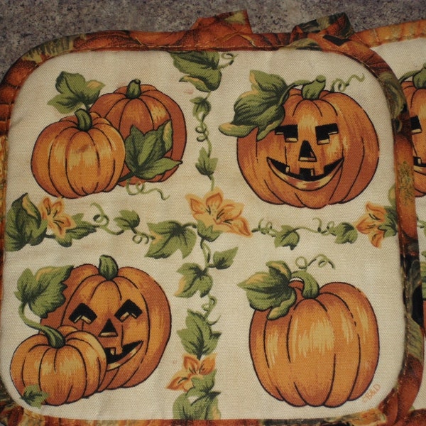 2 Vintage Halloween Pot Holders