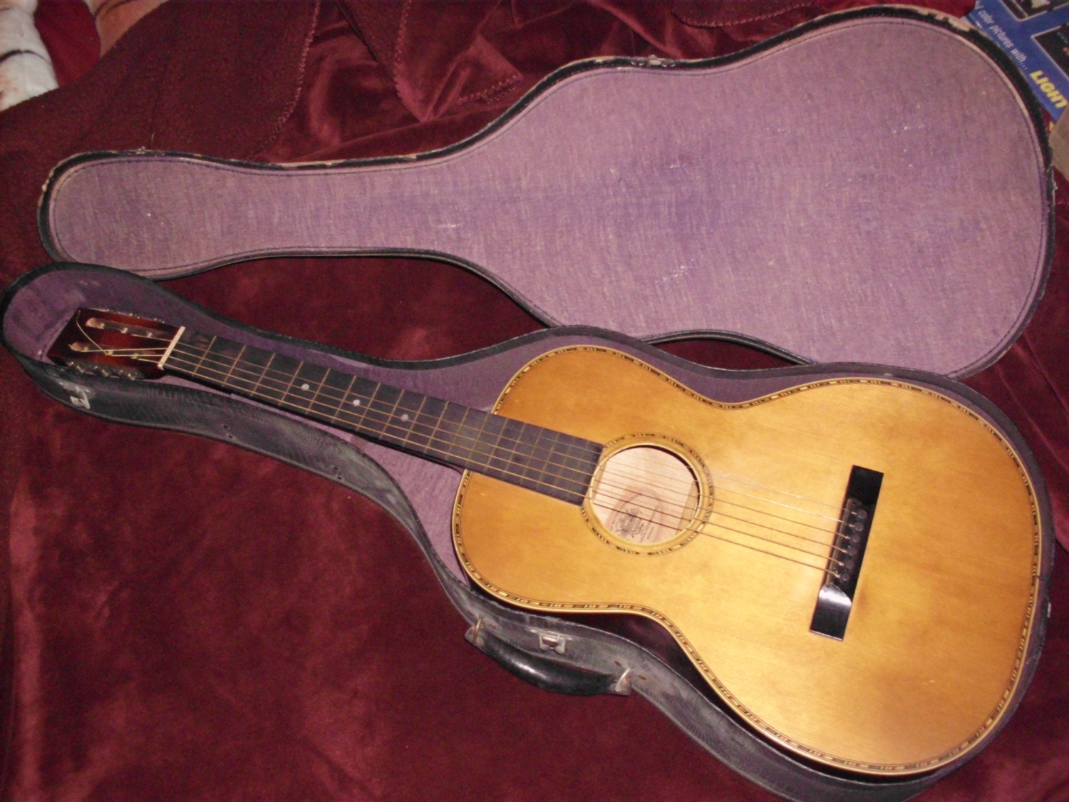 Regal Parlor 1920′-1930′ Acoustic Guitar $_57.JPG?set_id=880000500F