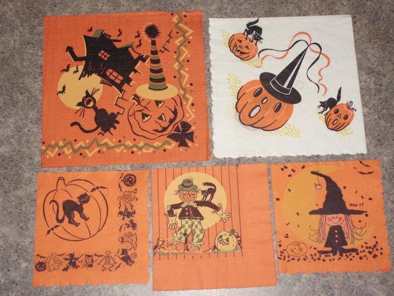 5 Vintage Halloween Paper Napkins Witch Black Cat Scarecrow Etsy