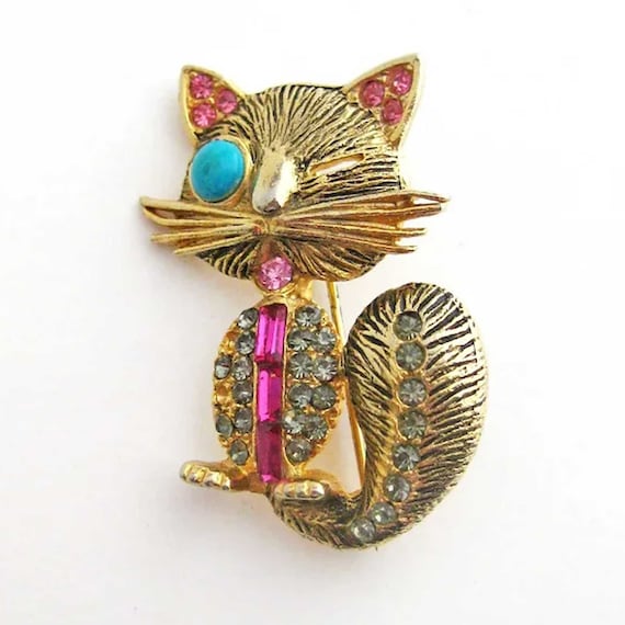 Spectacular Winking Cat Brooch