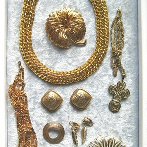 Gold Tone Jewelry Lot