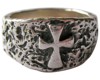 Avery Sterling Silver Hammered Cross Ring - Retired James Avery Ring