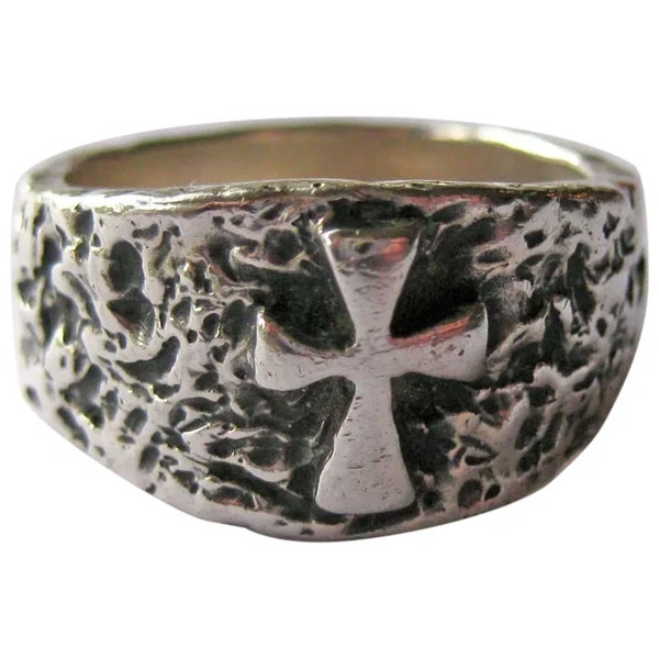 Avery Sterling Silver Hammered Cross Ring - Retired James Avery Ring