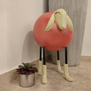 Escultura de oveja divertida - Estatua de decoración de jardín - Adornos de oveja de fibra de vidrio - Adornos de fibra de vidrio - Estatua de la habitación de los niños - Decoración de la sala de estar