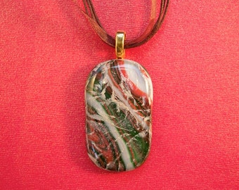 Red, green, and white frosted & striped pendant