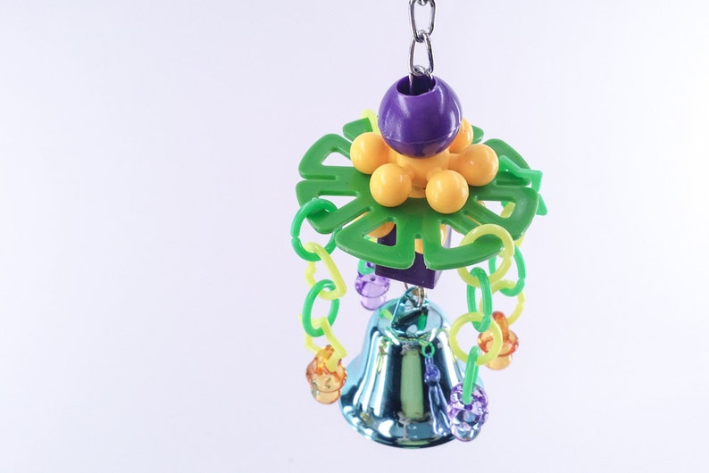 Parakeet Cockatiel Lovebird Conure Humdinger Bell Small Bird Toy Parrot Toy