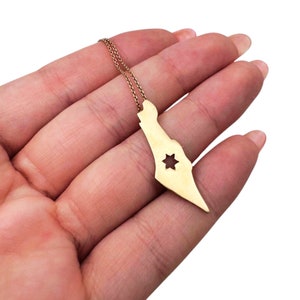 Map of Israel Pendant with Star of David Cutout in 14K Gold, Minimalist Jewish Protection Talisman, State of Israel Necklace Charm