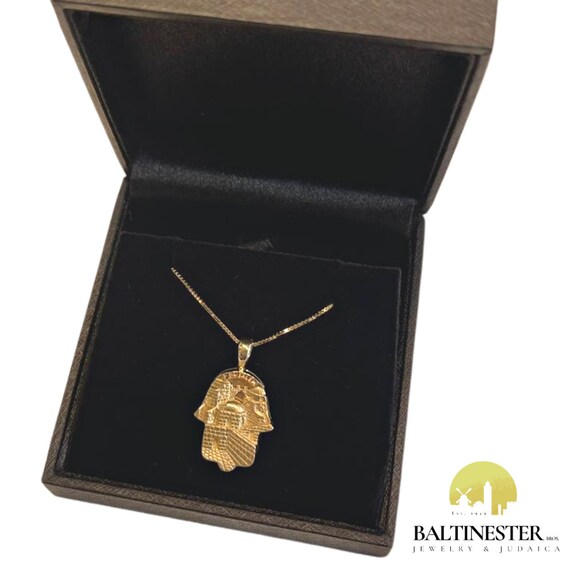 Hamsa 14k gold necklace deals