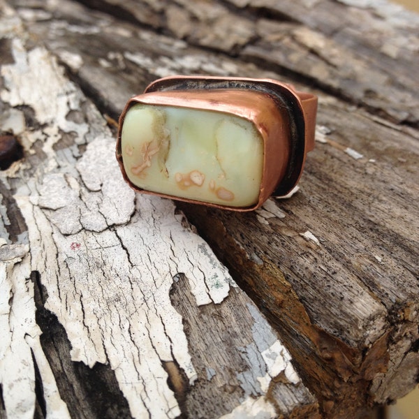 Lemon yellow opal and copper ring, handmade, oxidized, boho, hippie, ethnic chic