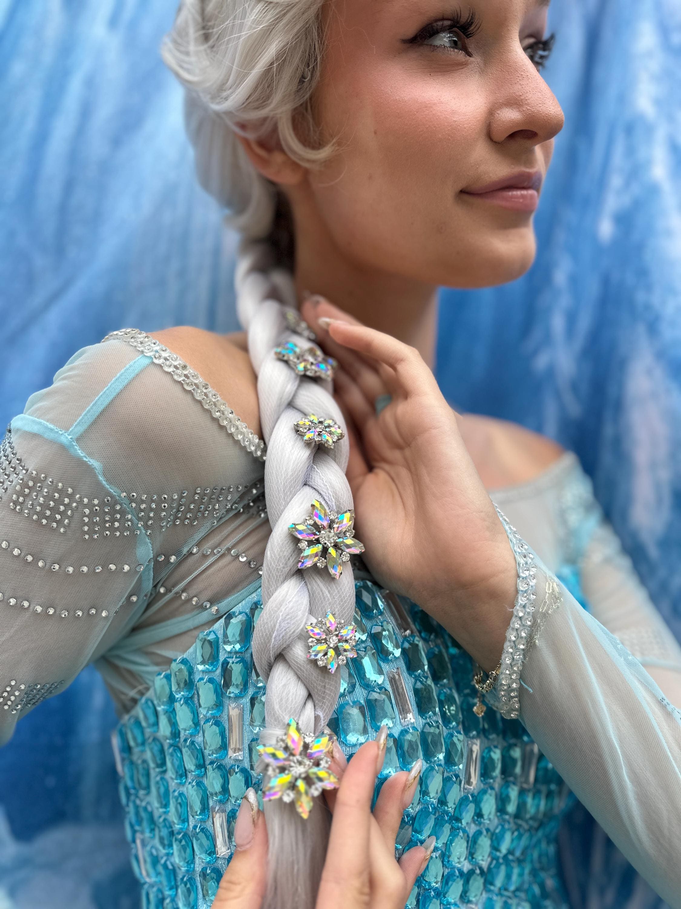 Comment réaliser la tresse d'Elsa, reine des neiges ? - Biba Magazine