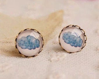 Cloud Studs