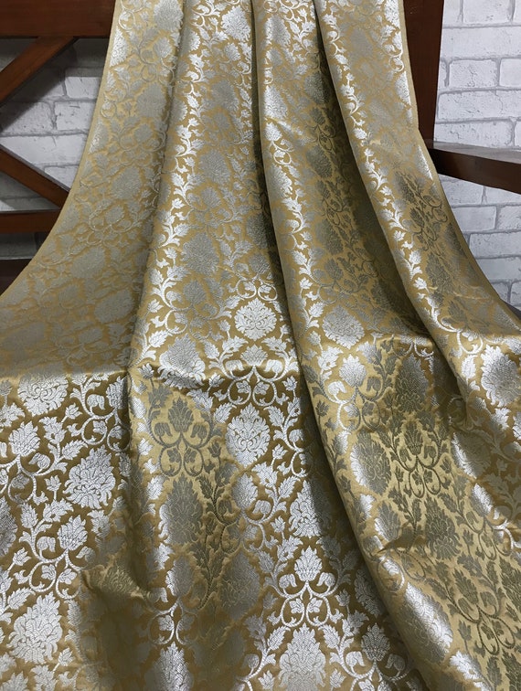 NEW 1 MTR PAISLEY BLACK//GOLD METALLIC BROCADE JACQUARD FABRIC..58/" WIDE £5.99