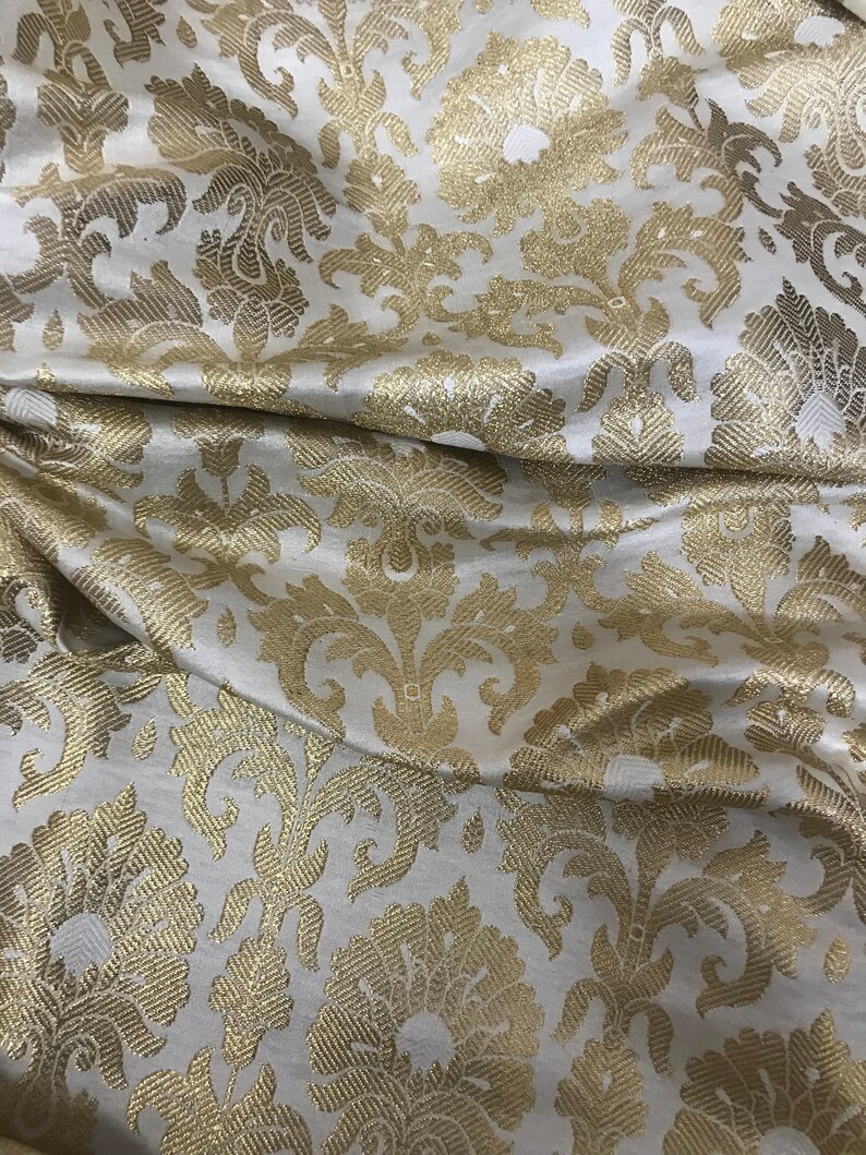 40% OFF Indian Brocade fabric White And Gold Bridal Brocade | Etsy