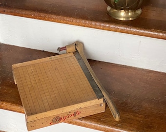 Adorable Vintage Ingento Paper Trimmer  Use With a Cloche and Create a Vignette!