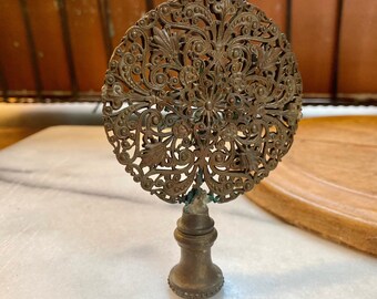 Gorgeous Ornate Antique Brass Lamp Finial      Perfect for Mantel or Bookcase Decor as Well     Bowl Filler Beauty!!