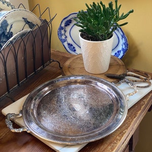 Beautiful Large Round Silverplate Tray with Handles    Centerpiece Must Have