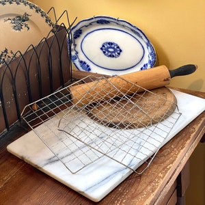 Vintage cooling rack with handle hotsell