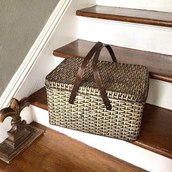 Fun Metal Basketweave Summertime Picnic Basket    Adorable Pantry Storage Box