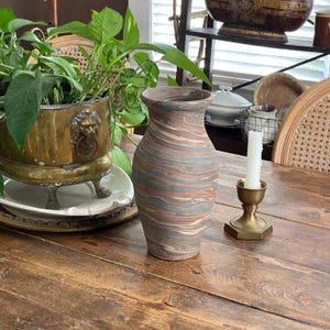 Large Vintage Niloak Mission Swirl Pottery Vase    Such Fun Color and Texture!