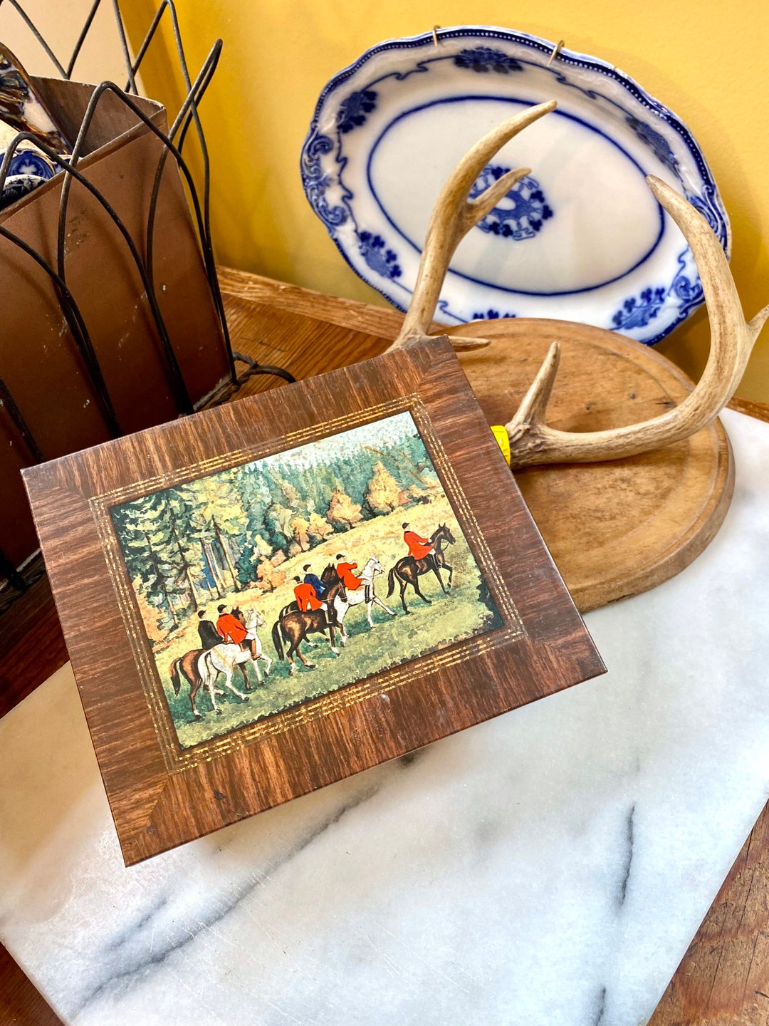 Gorgeous Equestrian Fox Hunt Faux Bois Tin Box Use as a Box or Stand It ...