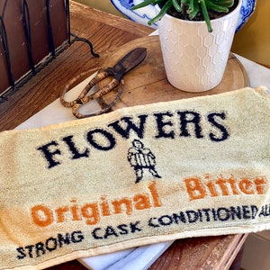 Toalha de bar de cerveja com flores vintage divertidas, tão fofa para um galpão de jardinagem ou bar em casa