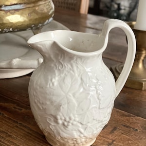 Beautiful White English Farmhouse Wedgwood Cream Pitcher   Creamer Made in England