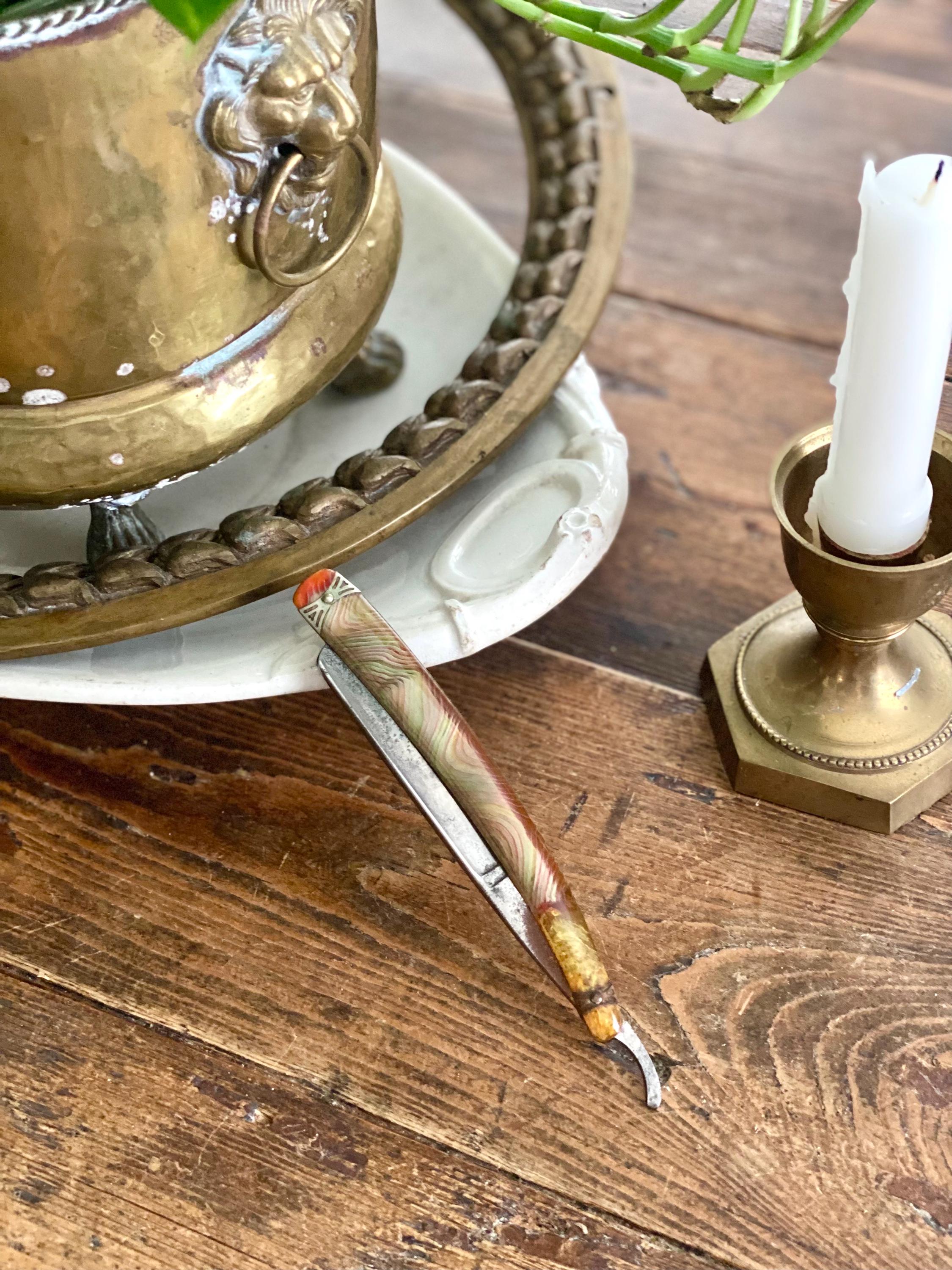 Beautiful Antique Art Deco Era Straight Razor