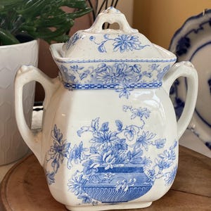 Beautiful Blue Transferware Burslem Ironstone Sugar Bowl     Elaine    Antique Treasure!