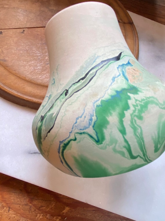 Vintage Nemadji Pottery Vase Green Marble Swirl Design - Etsy Denmark