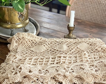 Magnificent Antique Lace Bedspread Coverlet Tablecloth   *see description