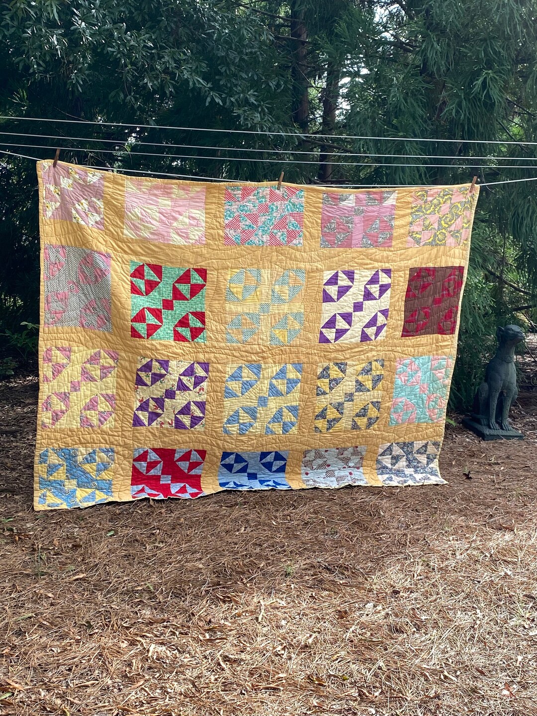 アンティークファームハウスキルト：カラフルなパッチワーク、厚手の冬