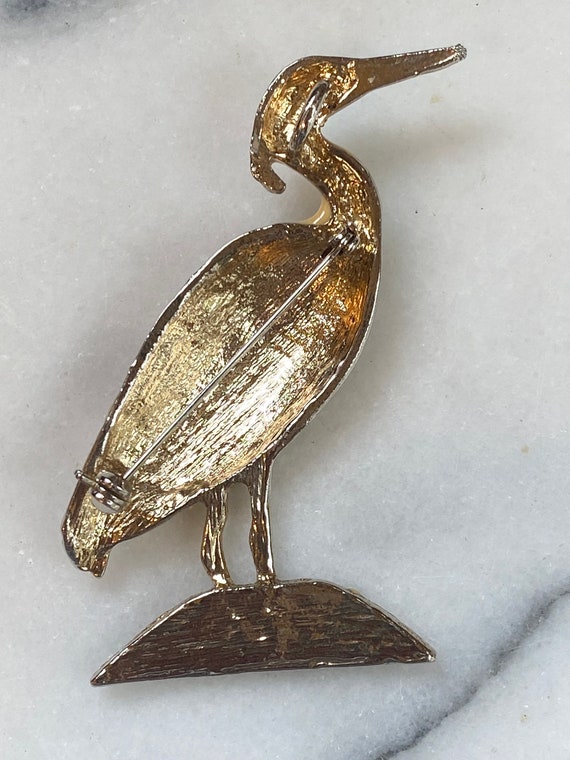 So Pretty Enameled Heron or Crane on Vintage Gold… - image 6