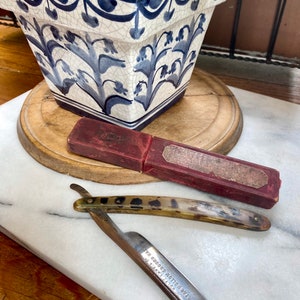 Beautiful Antique Tortoise Razor and Red Case the Electric Cutlery ...
